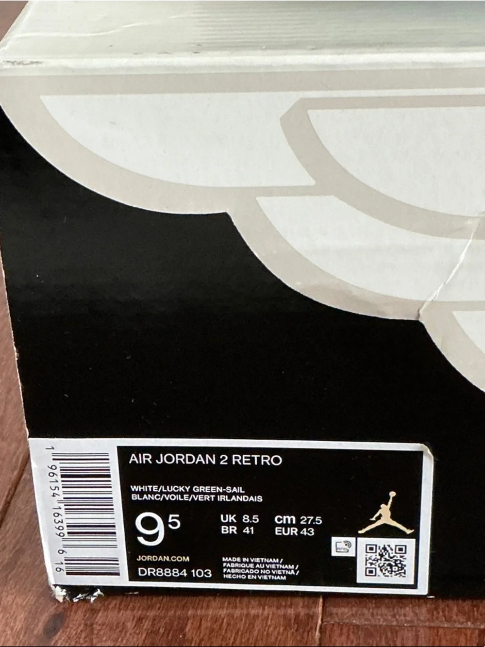 Nike Men’s Air Jordan 2  Retro “Lucky Green” - 9.5 - Pre-Owned with Box - Picture 3 of 8